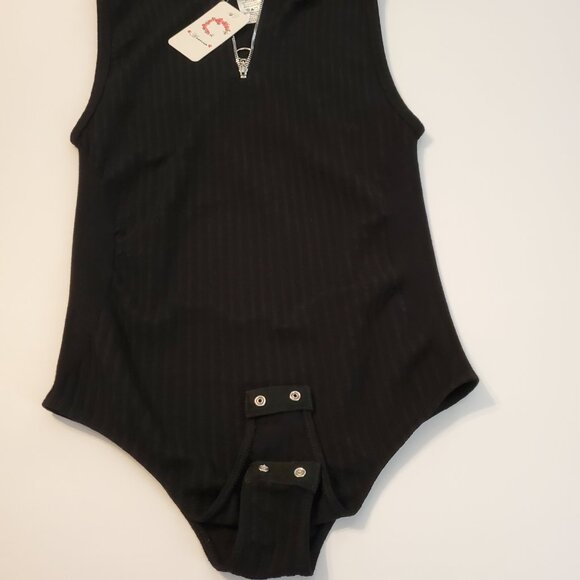 Women Sleeveless Knit Bodysuit Black Color 1/4 Zip up front closure. Mock Neck. - Picture 9 of 12